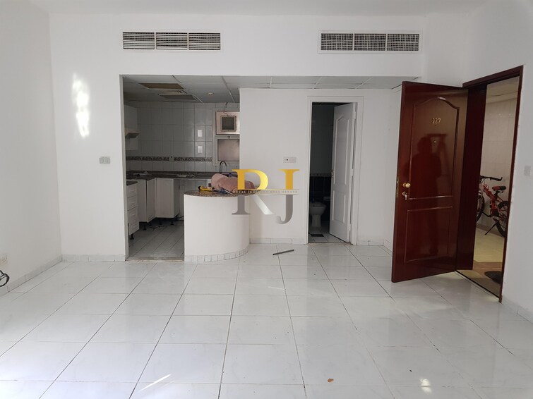 Oud Metha Apartment for Rent, Bur Dubai, Dubai
