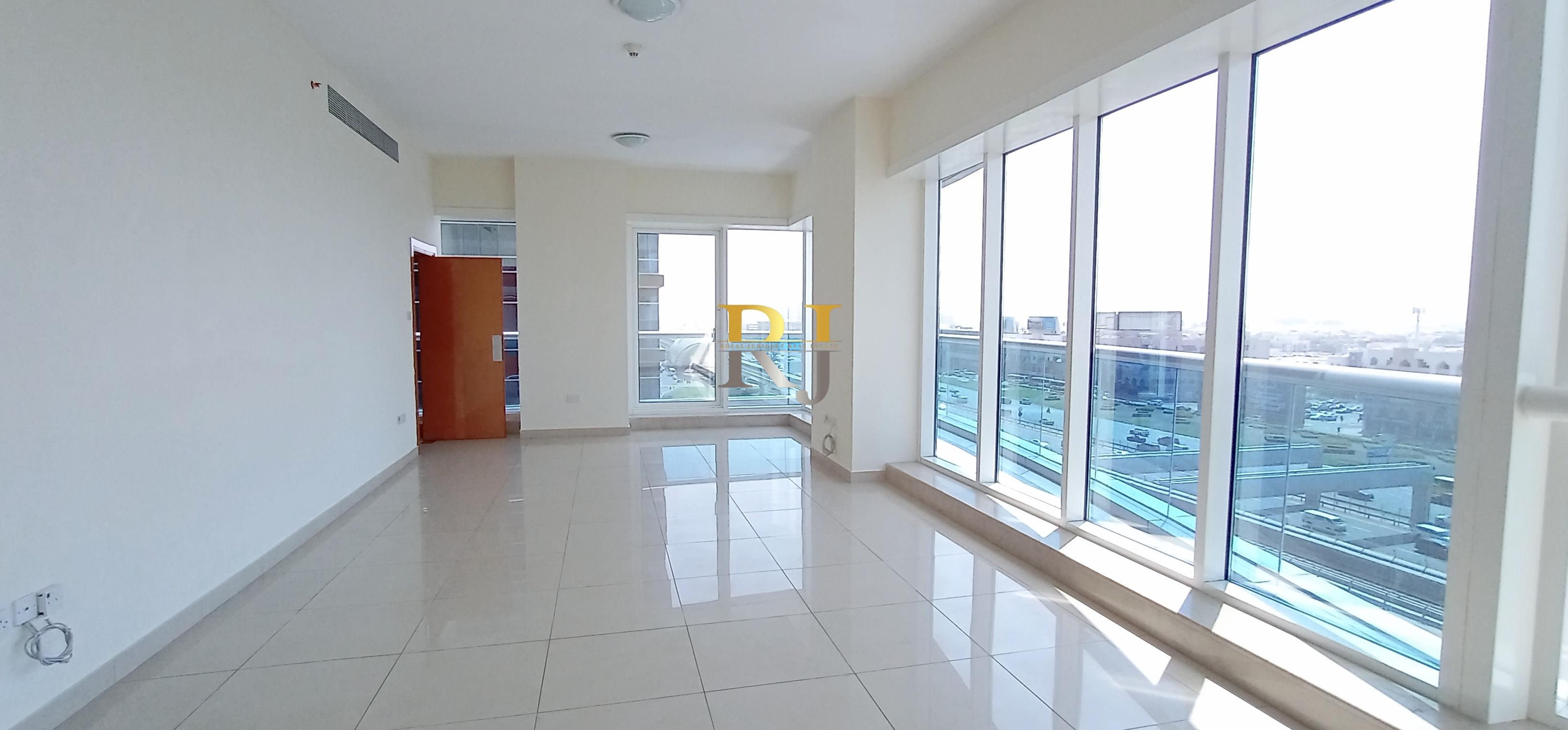 Falcon Tower Apartment for Rent, Business Bay, Dubai