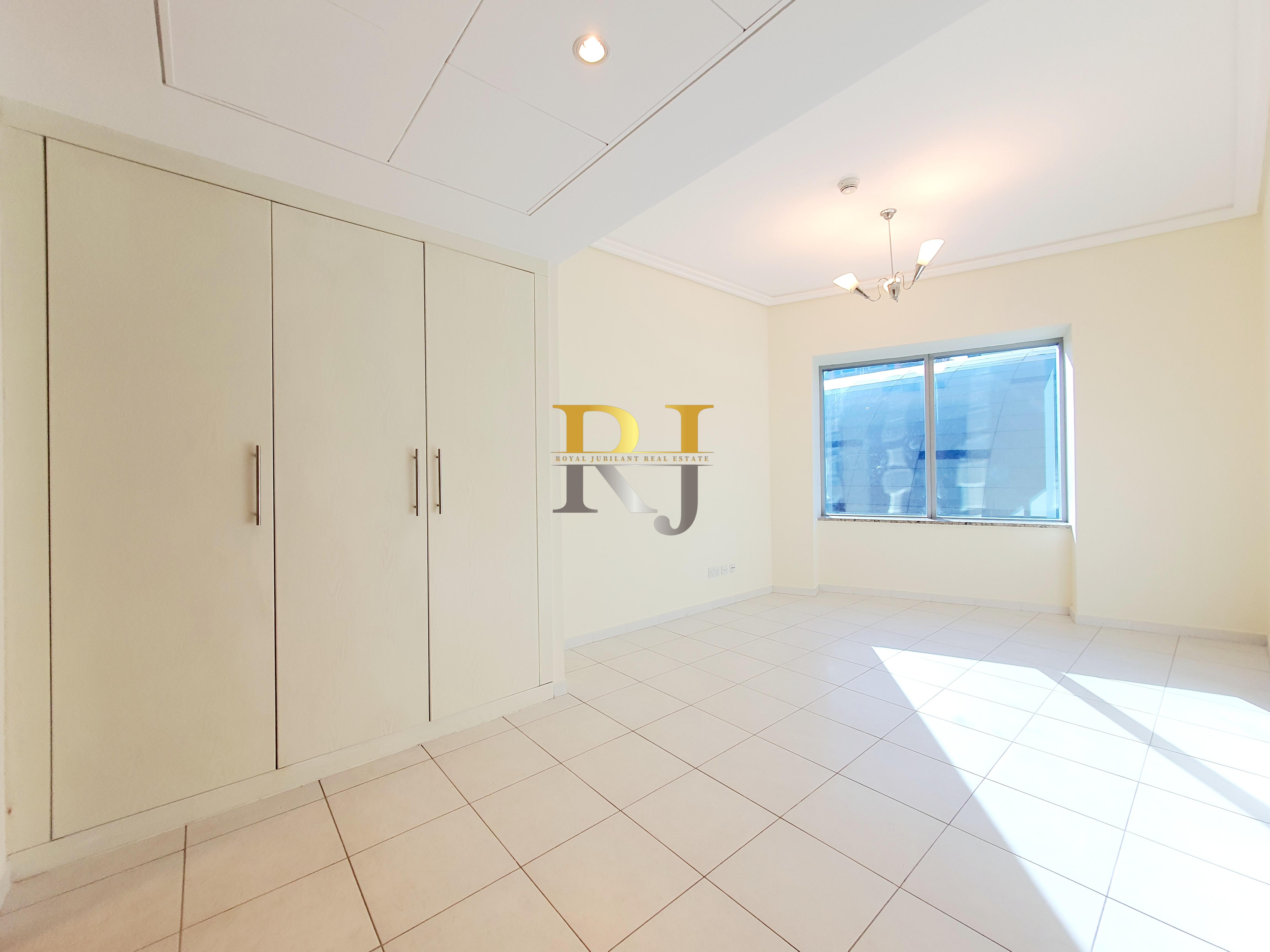 21st Century Tower Apartment for Rent, Sheikh Zayed Road, Dubai