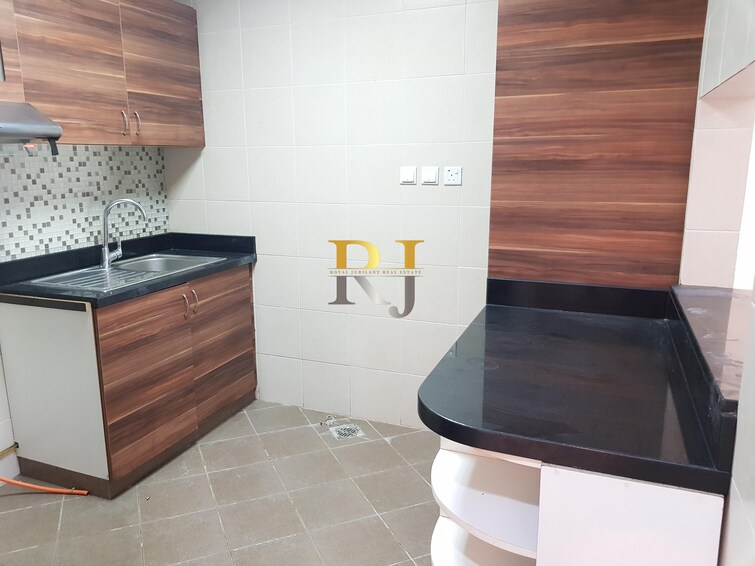 Al Karama Building Apartment for Rent, Al Karama, Dubai