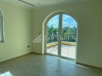 4 BR Villa For Sale in Legacy Cover Image