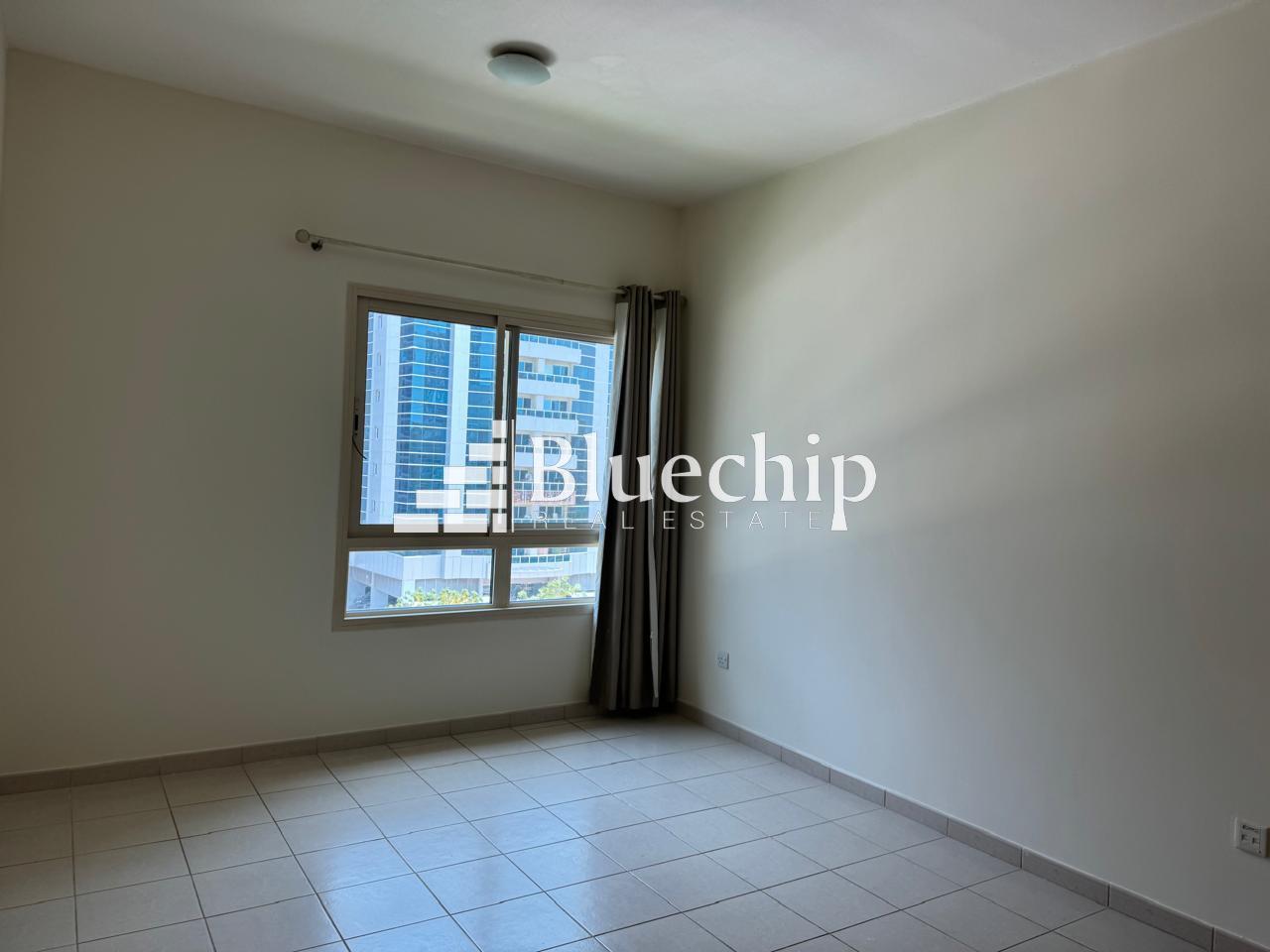  Apartment for Rent, The Greens, Dubai