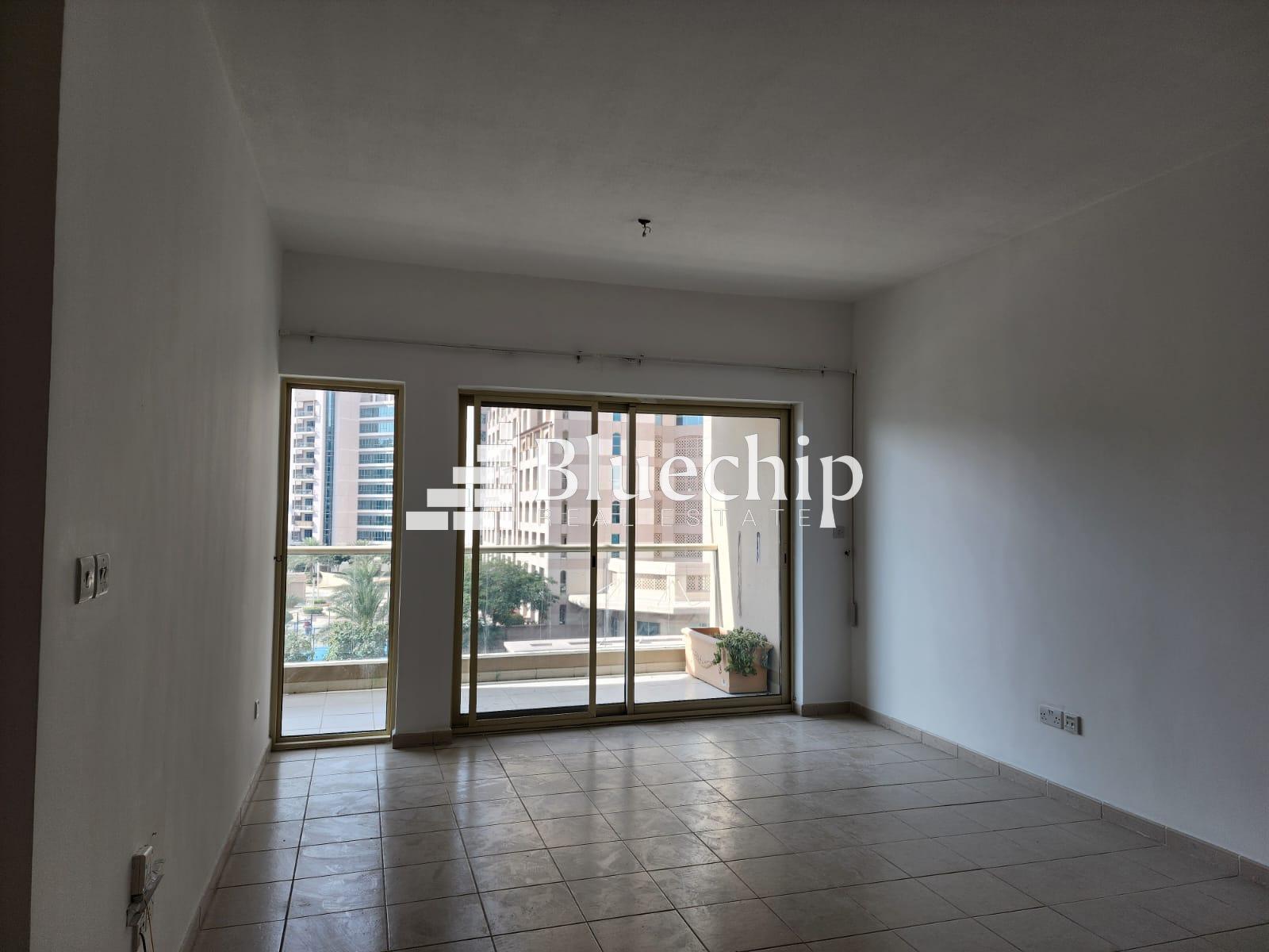  Apartment for Rent, The Greens, Dubai