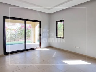 5 BR Villa For Rent in Lila Cover Image