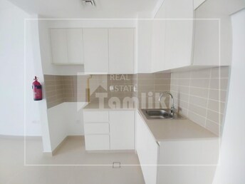 1 BR Apartment For Sale in Hayat Boulevard