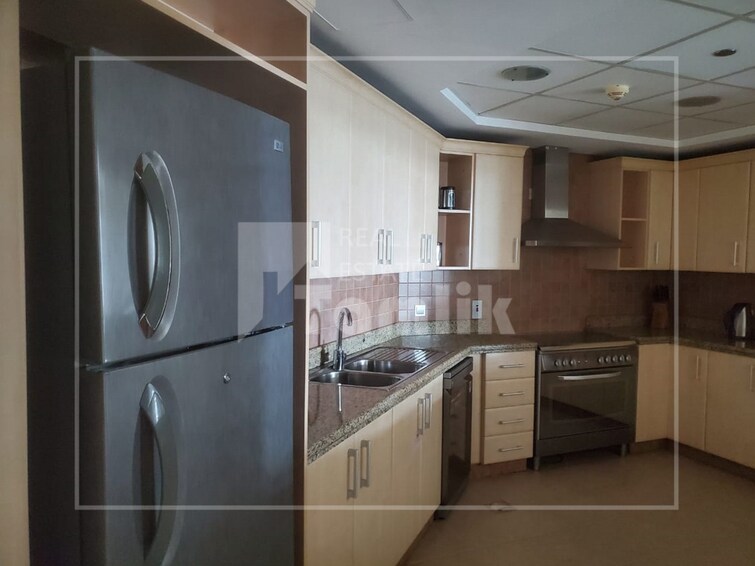 Shoreline Apartments Apartment for Rent, Palm Jumeirah, Dubai