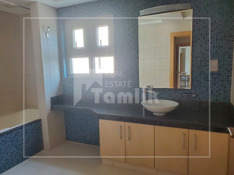 Shoreline Apartments Apartment for Rent, Palm Jumeirah, Dubai