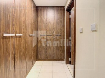 1 BR Apartment For Sale in Executive Towers