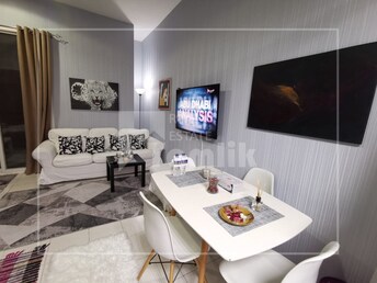 Apartment For Sale in International City