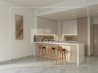 2 BR Apartment For Sale in Peninsula One