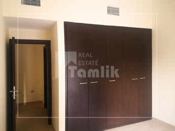 1 BR Apartment For Sale in Al Thamam