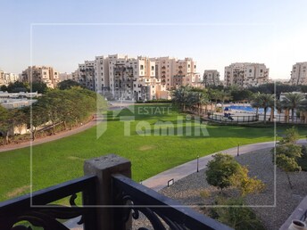 1 BR Apartment For Sale in Al Thamam