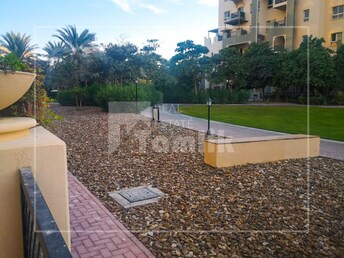 1 BR Apartment For Sale in Al Thamam