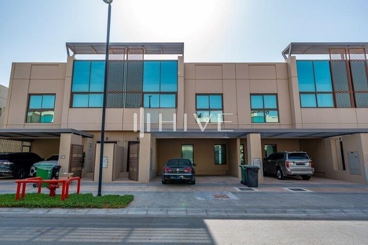 Meydan Gated Community Townhouse for Rent, Meydan City, Dubai