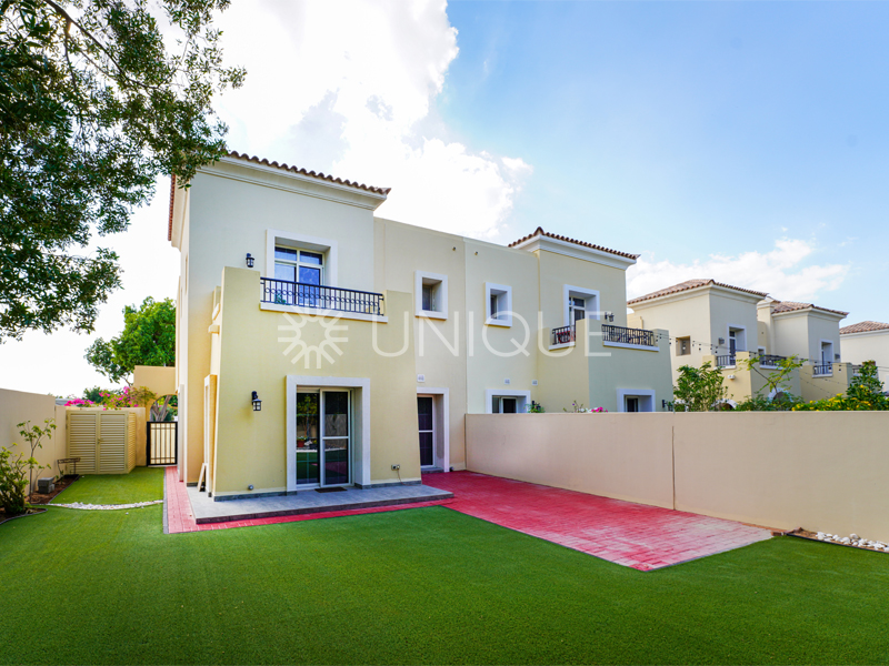 Ghadeer Villa for Rent, The Lakes, Dubai