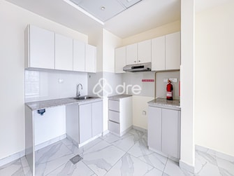 1 BR Apartment For Rent in Millennium Binghatti Residences Cover Image