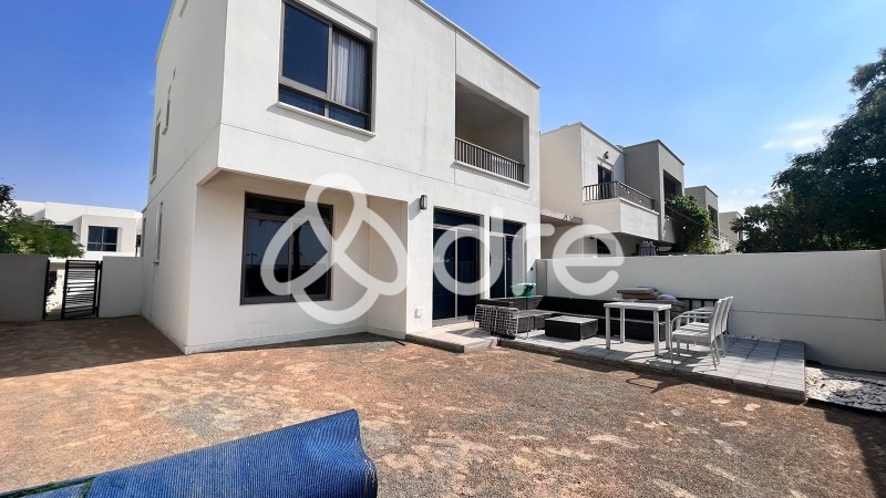 4 BR Townhouse For Rent in Noor Townhouses Cover Image