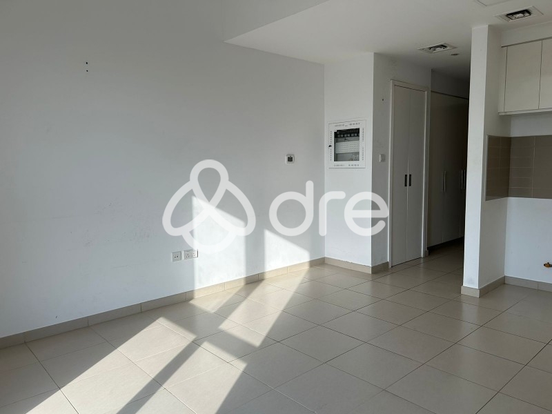  Apartment for Rent, Town Square, Dubai