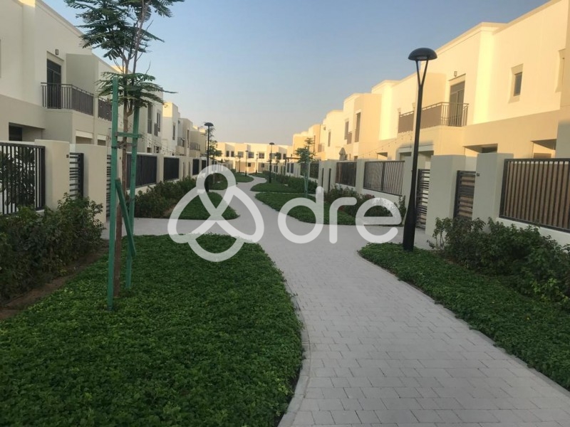 3 BR Townhouse For Sale in Noor Townhouses Cover Image