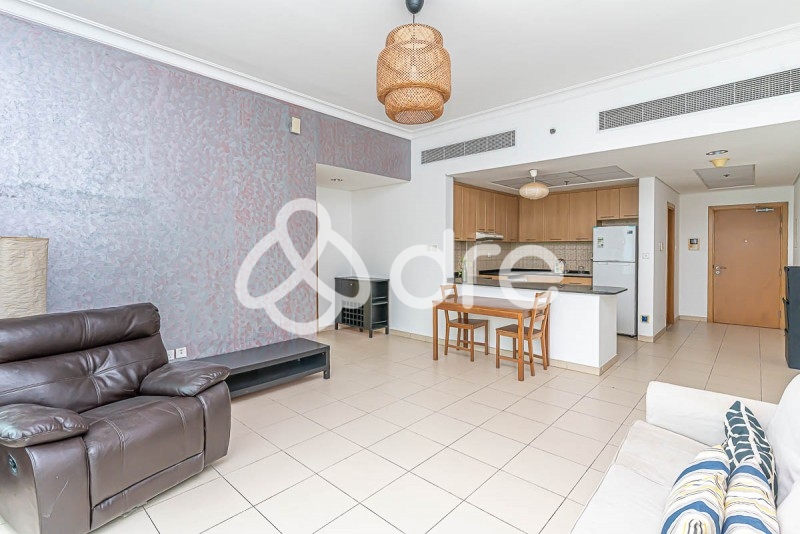 2 BR Apartment For Sale in Clayton Residency Cover Image