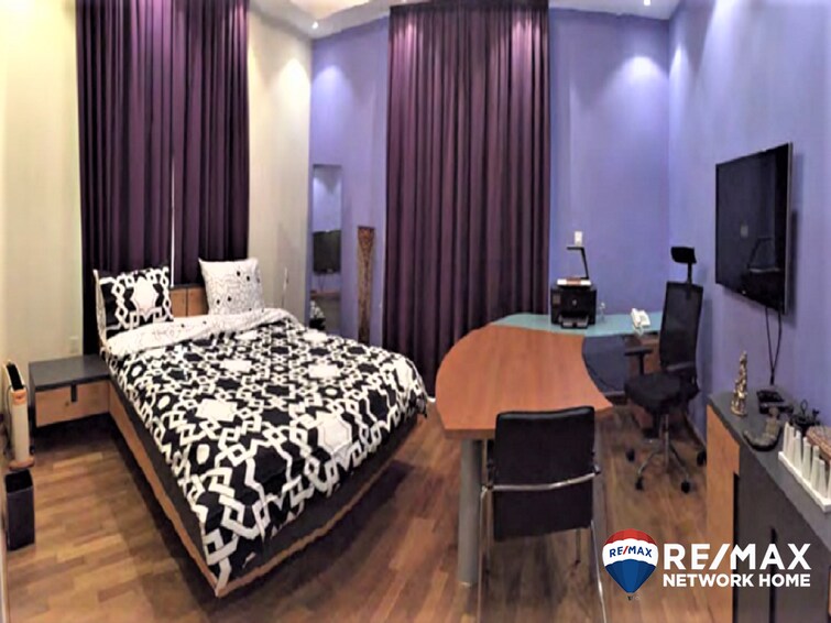 Falcon City of Wonders Villa for Sale, Dubailand, Dubai