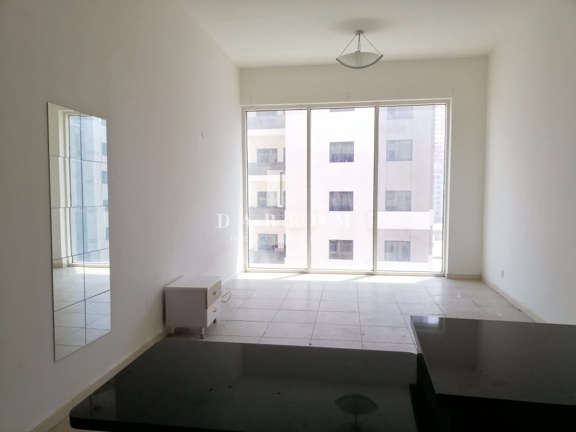 Studio Apartment For Sale in Dubai Silicon Oasis