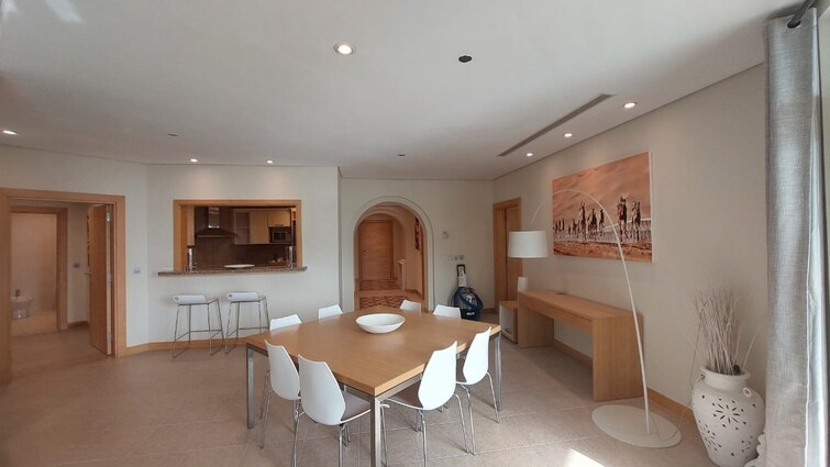  Apartment for Rent, Palm Jumeirah, Dubai