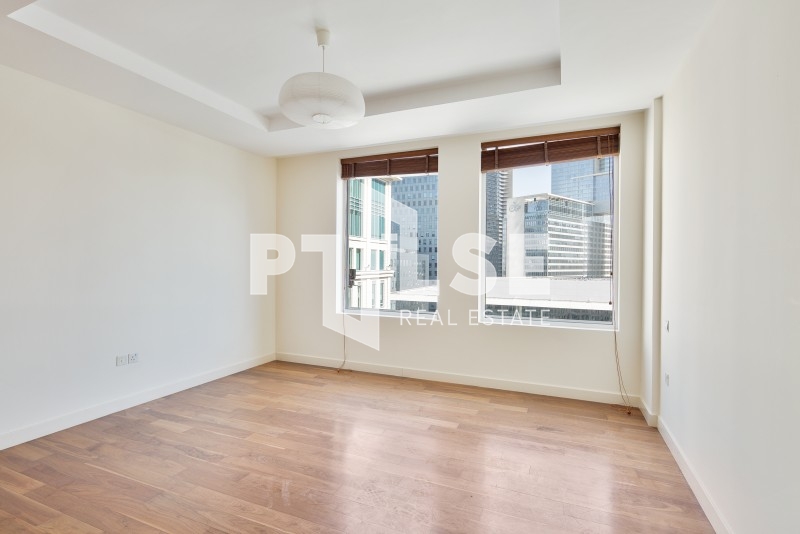 3 BR Apartment For Sale in Limestone House Cover Image