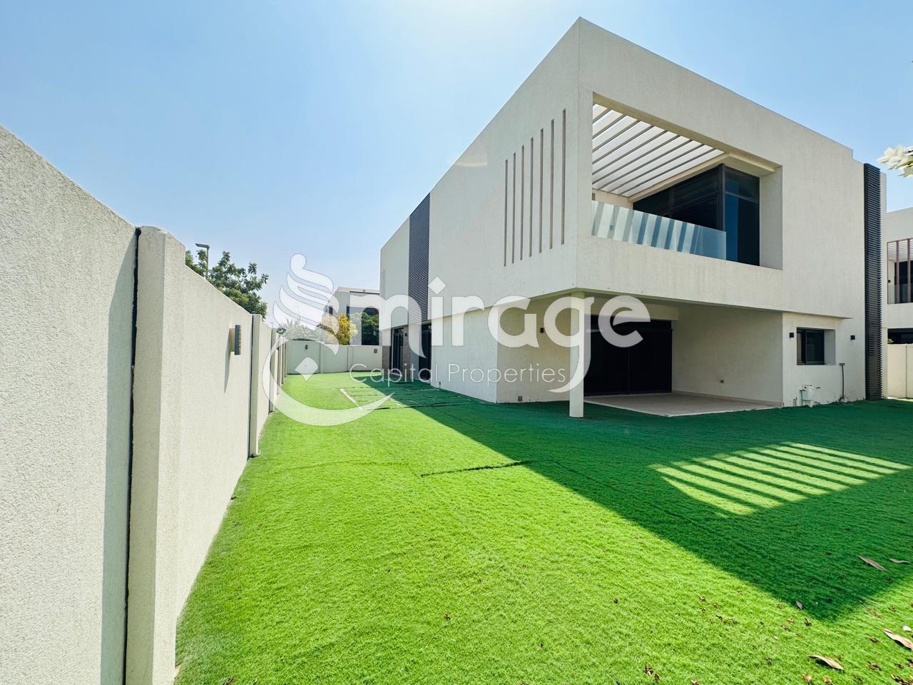 West Yas Villa for Sale, Yas Island, Abu Dhabi