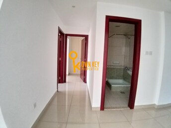 2 BR Apartment For Rent in Bur Dubai