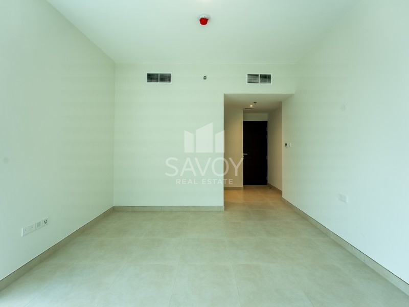 3 BR Apartment For Rent in Al Zeina Cover Image