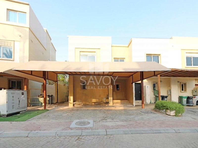 4 BR Villa For Sale in Arabian Style Cover Image