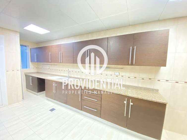 Khalidiyah Street Apartment for Rent, Al Khalidiyah, Abu Dhabi