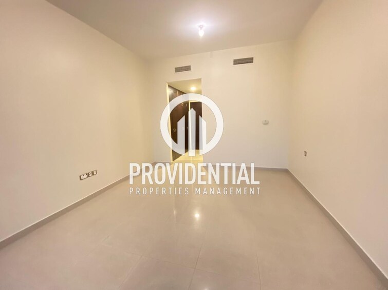 Khalidiyah Street Apartment for Rent, Al Khalidiyah, Abu Dhabi
