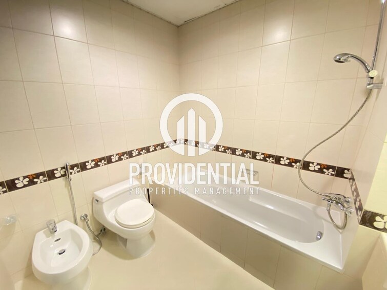 Khalidiyah Street Apartment for Rent, Al Khalidiyah, Abu Dhabi
