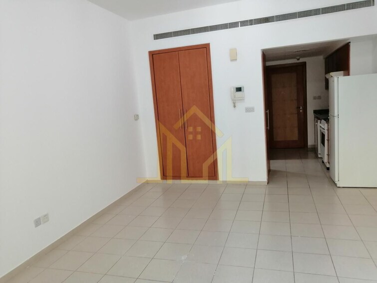  Apartment for Rent, The Greens, Dubai