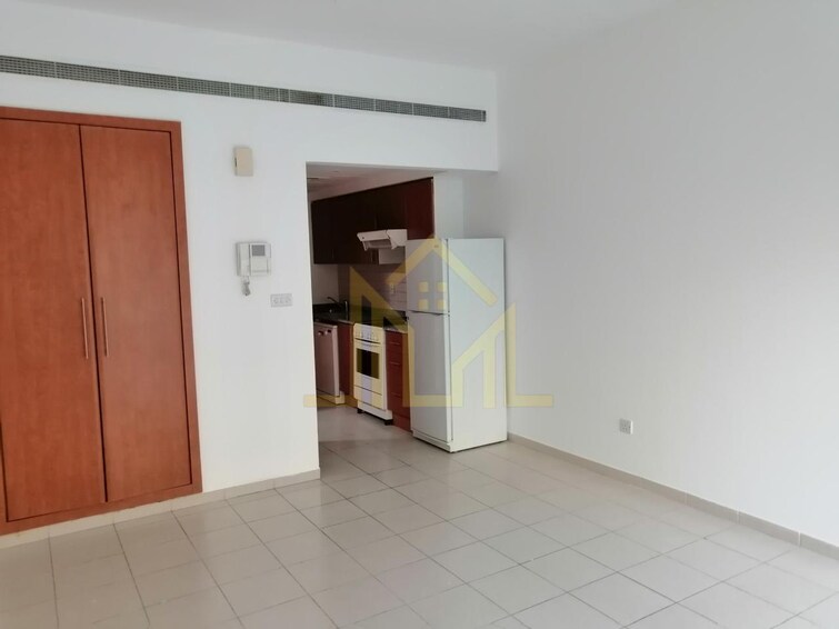  Apartment for Rent, The Greens, Dubai