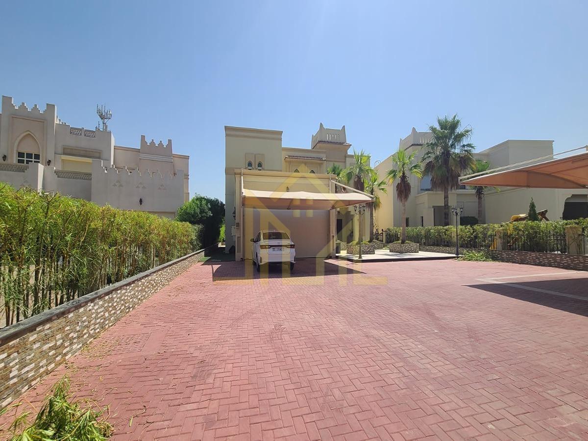 European Cluster Villa for Rent, Jumeirah Islands, Dubai