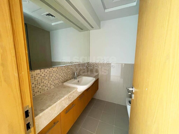 Bellevue Towers Apartment for Sale, Downtown Dubai, Dubai