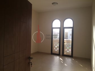 4 BR Villa For Sale in Naseem Cover Image