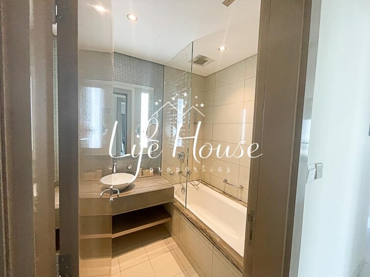 API Trio Towers Apartment for Rent, Sheikh Zayed Road, Dubai