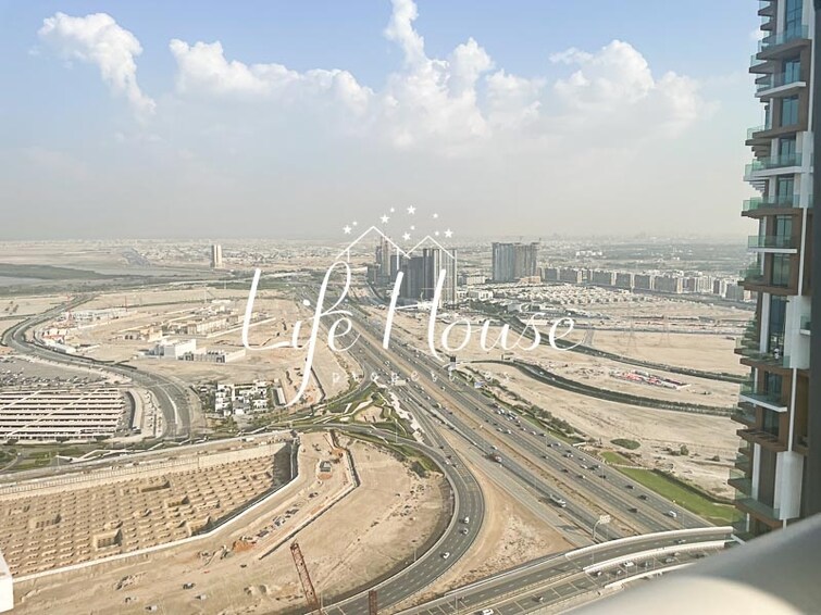 API Trio Towers Apartment for Rent, Sheikh Zayed Road, Dubai