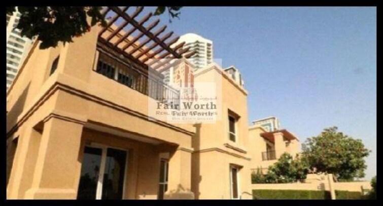  Villa for Rent, Emirates Hills, Dubai