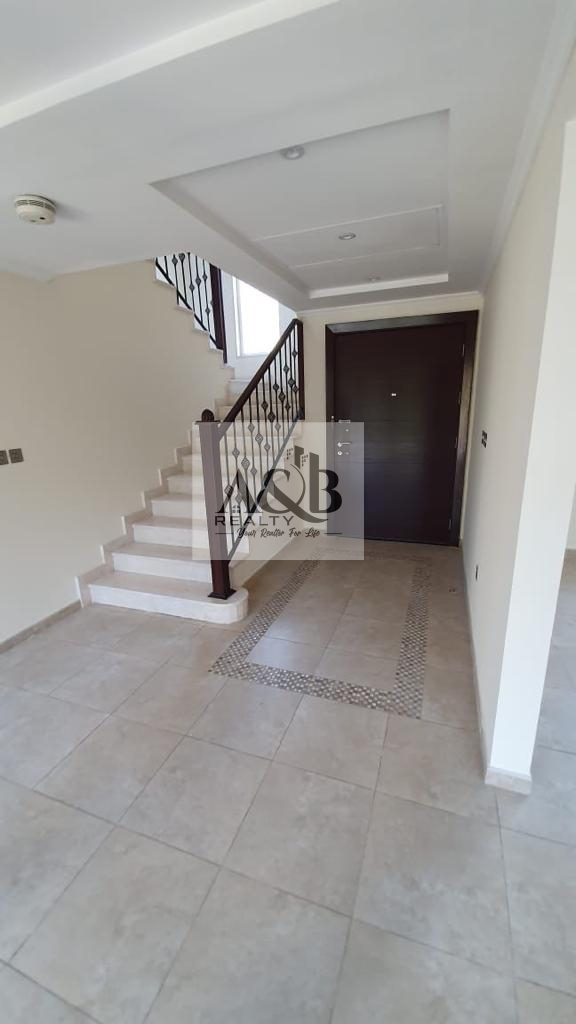 District 5 Villa for Rent, Jumeirah Park, Dubai