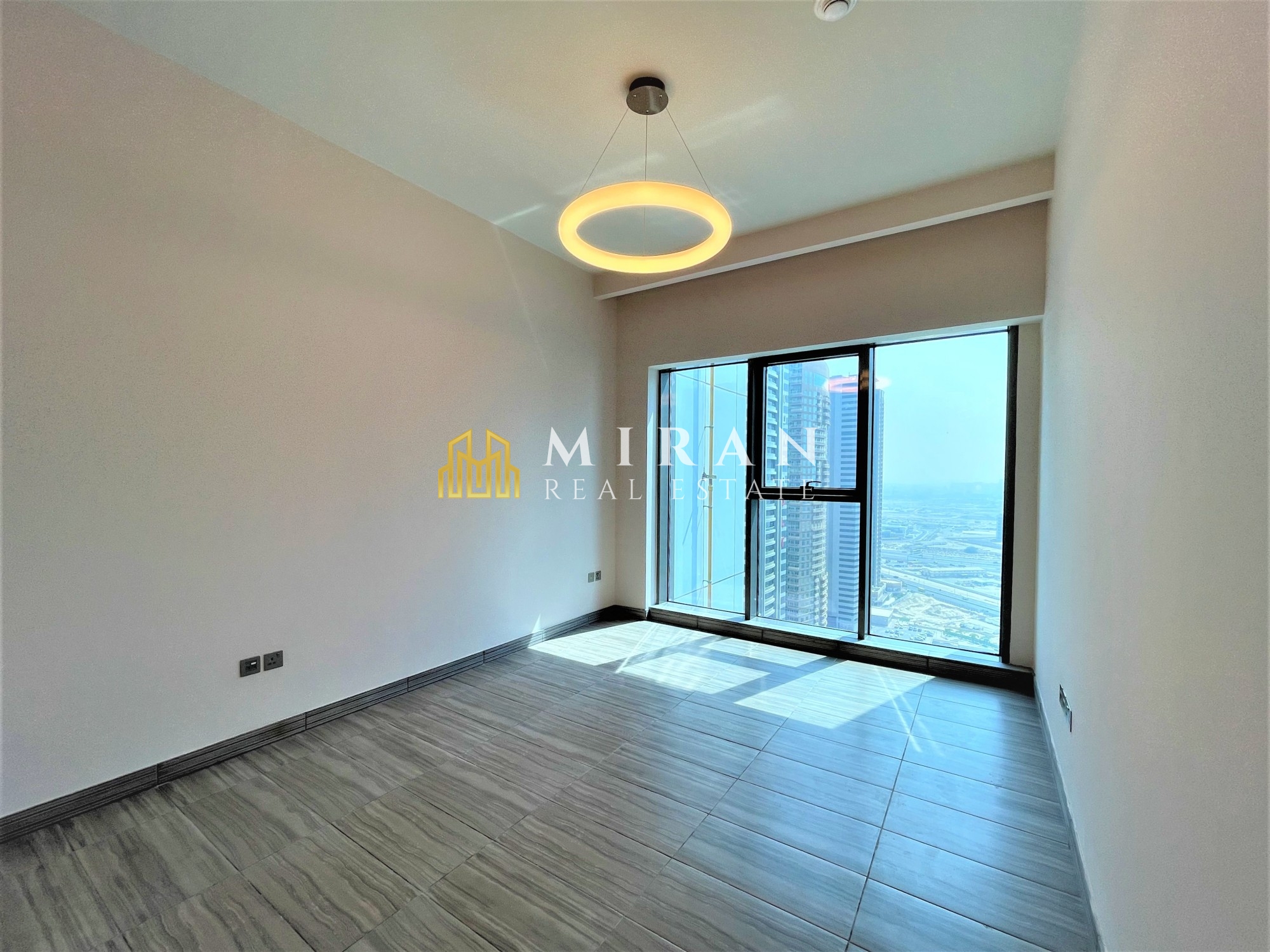  Apartment for Sale, Jumeirah Lake Towers (JLT), Dubai