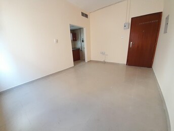 Studio Apartment For Rent in Muwaileh Building