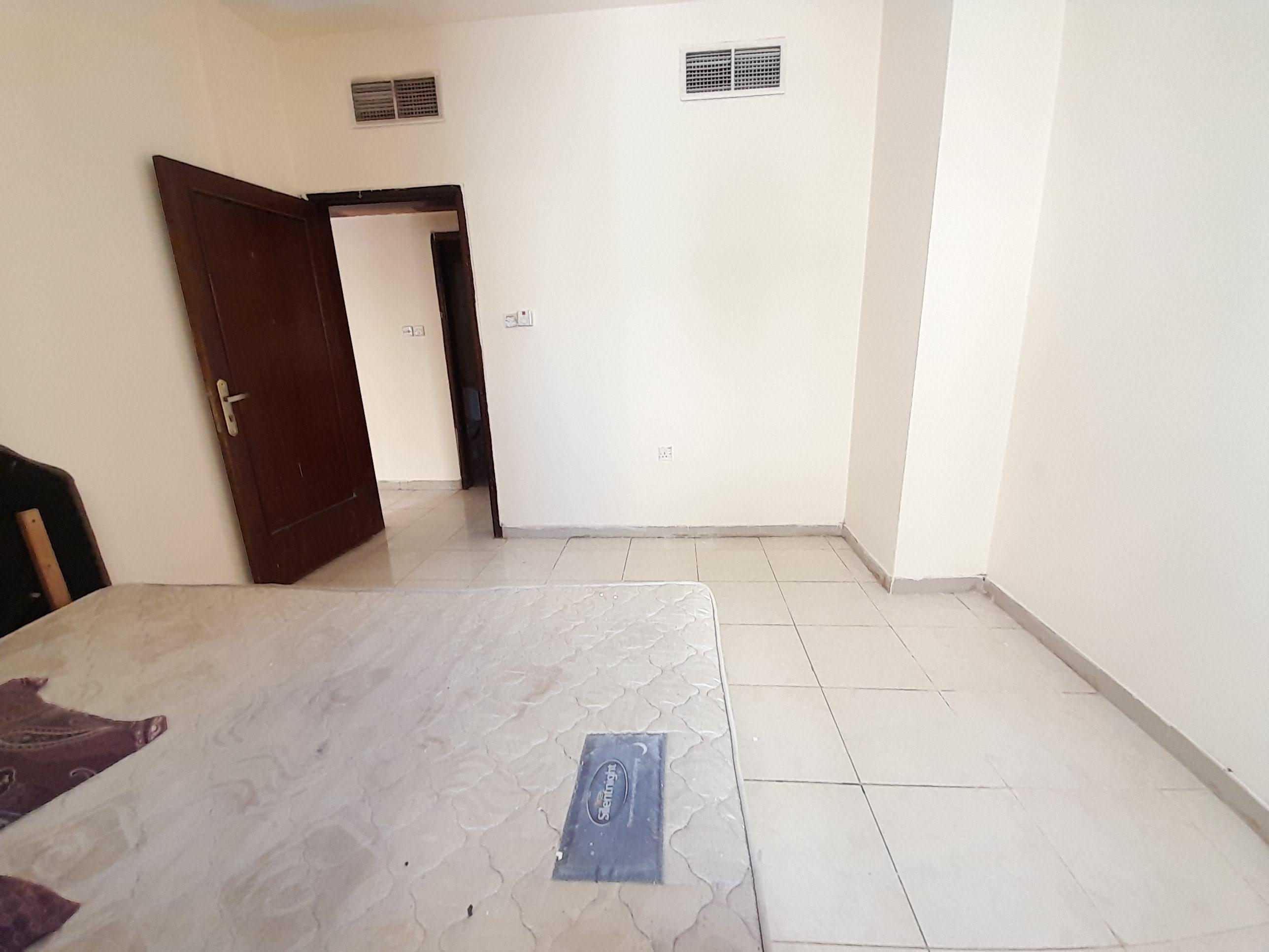 Muwaileh Building Apartment for Rent, Muwaileh, Sharjah