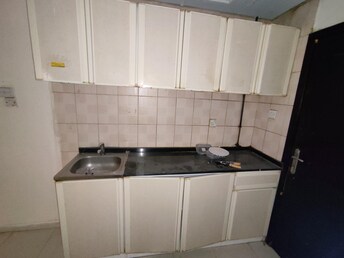 Studio Apartment For Rent in Muwaileh Building