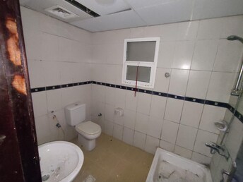 Studio Apartment For Rent in Muwaileh Building