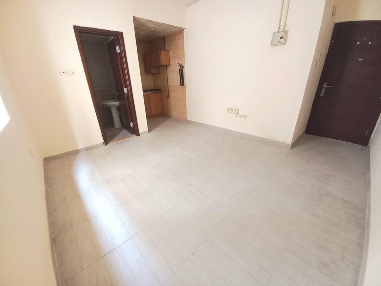 Muwaileh Building Apartment for Rent, Muwaileh, Sharjah